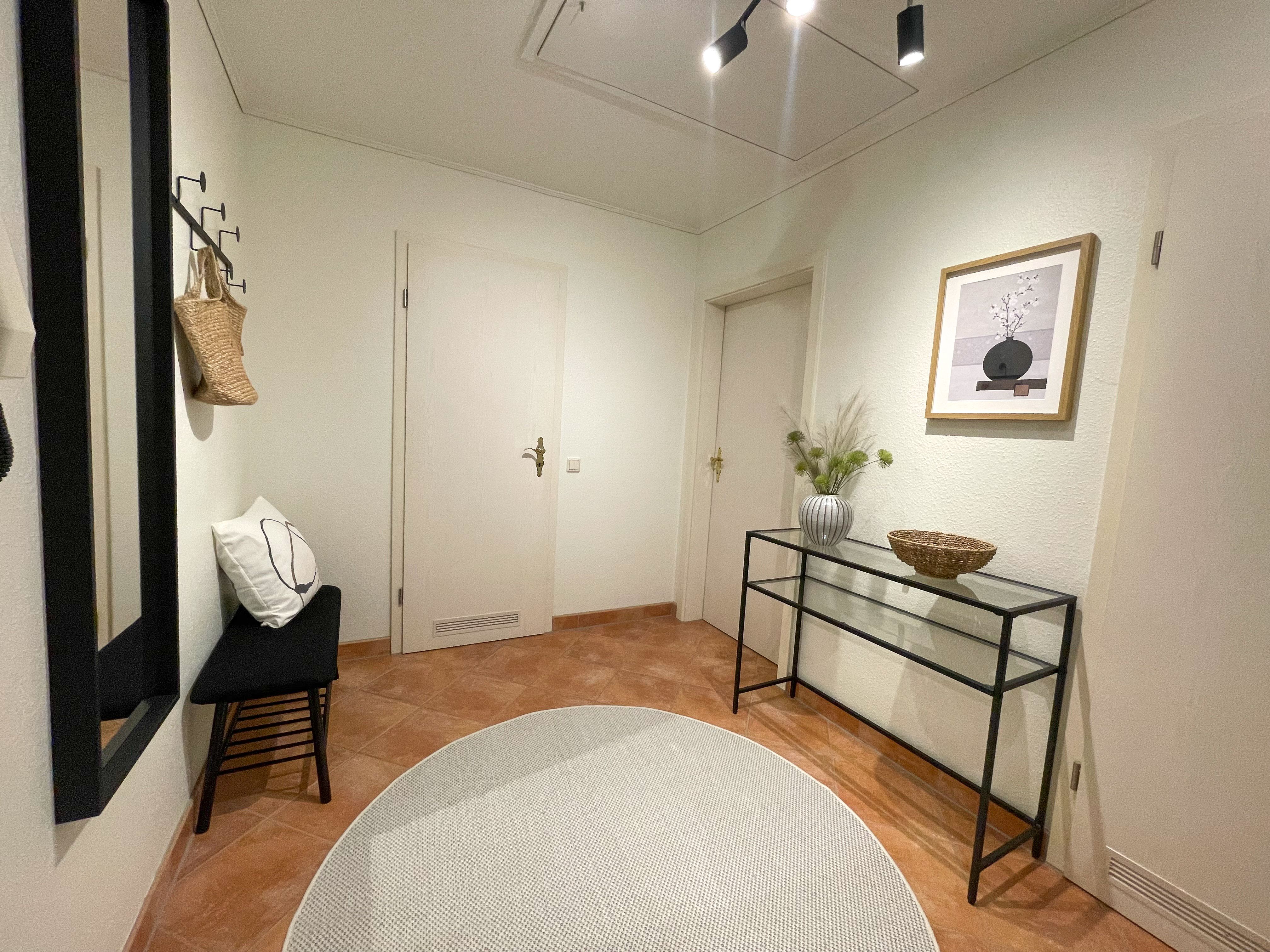 Perfect And Awesome Suite In Norderstedt/Stilvolle, Frisch Renovierte Und Möblierte 2-Zimmer- Wohnun - 18