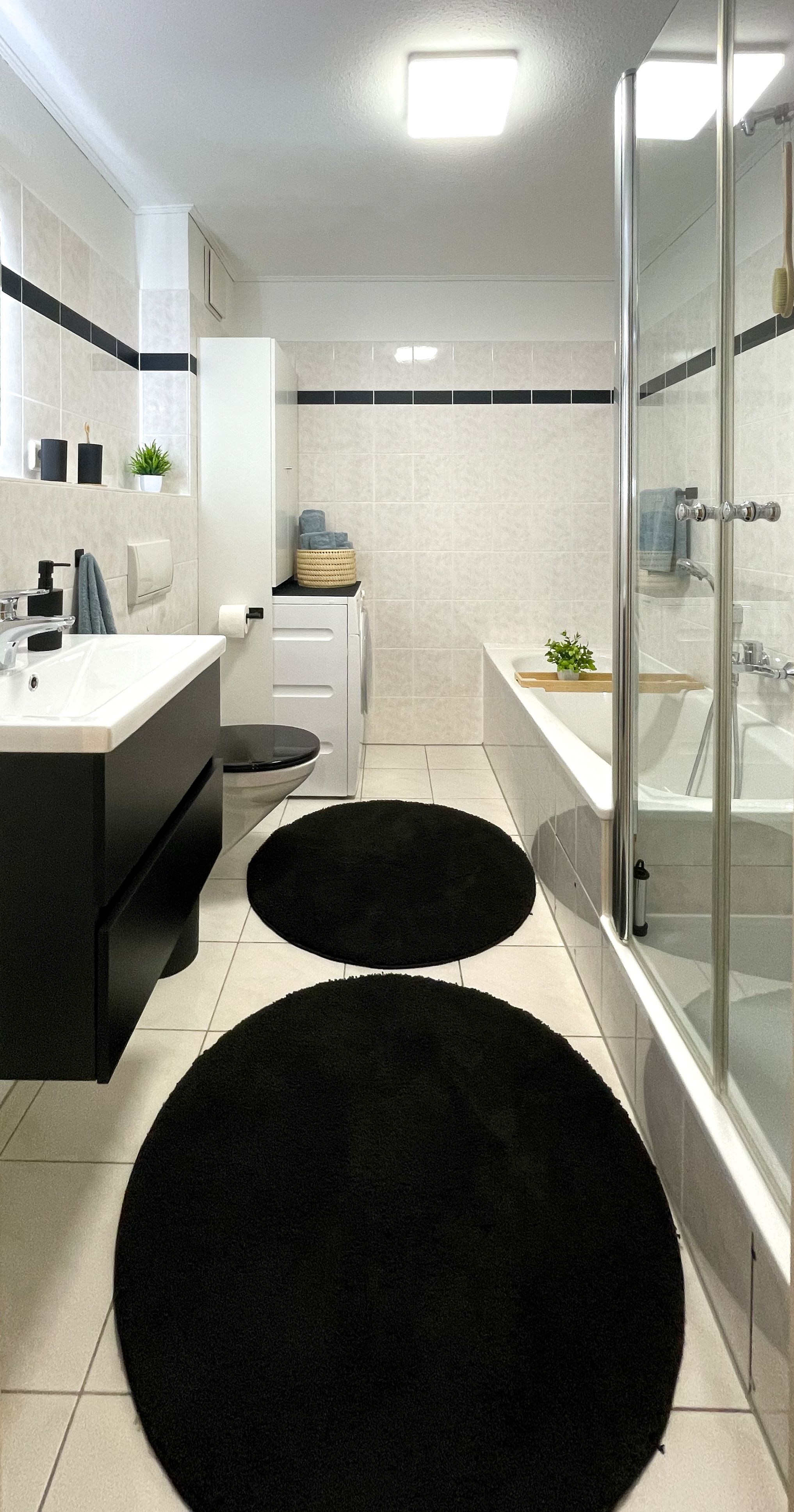 Perfect And Awesome Suite In Norderstedt/Stilvolle, Frisch Renovierte Und Möblierte 2-Zimmer- Wohnun - 13