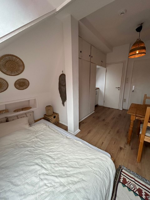  Studio  -  Bright furnished studio near Hamburg Airport ready to move in  - Gallery -  1
