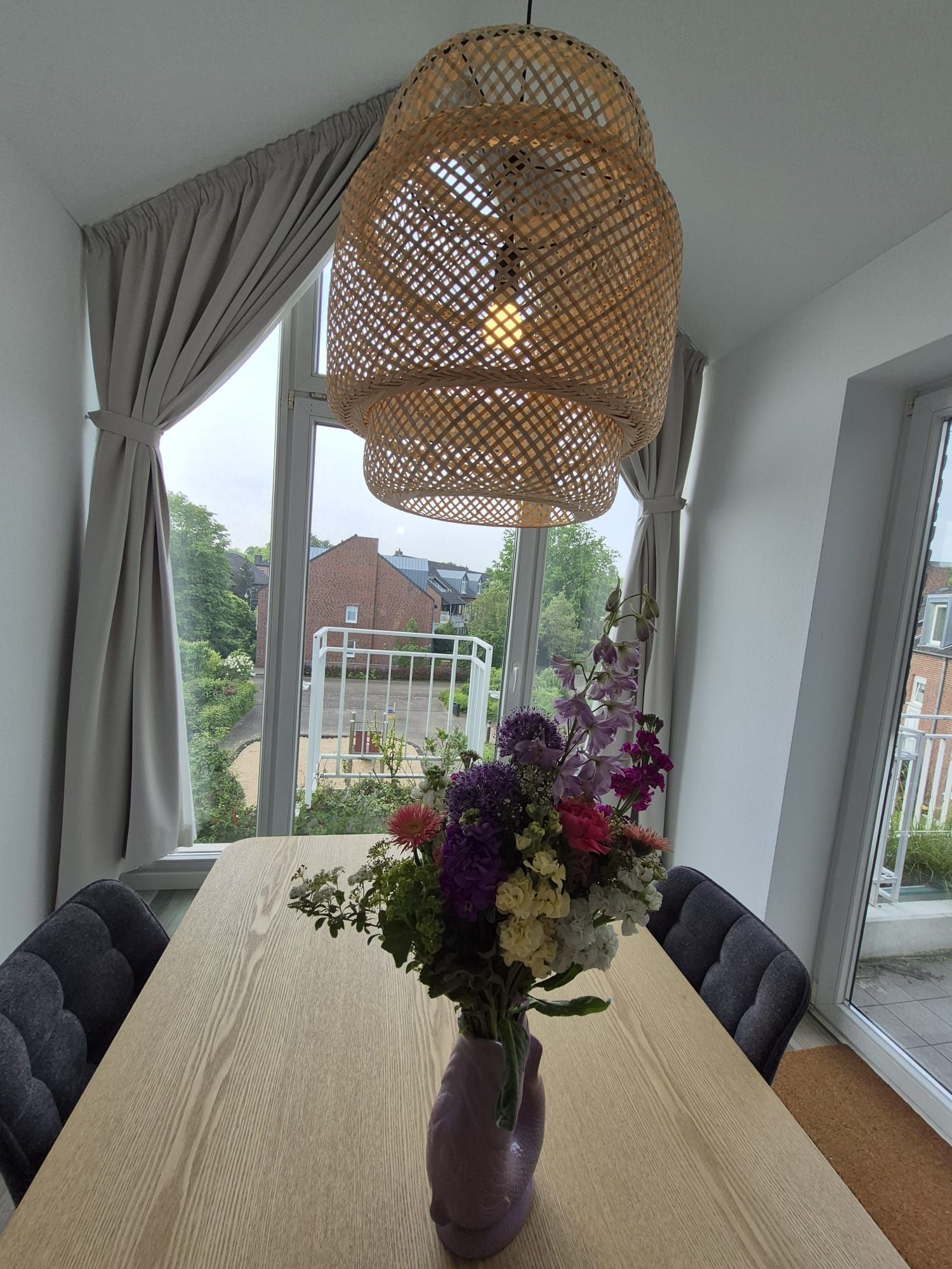 Beautiful Charming 2-Room Apartment Directly By The Rhine - 10