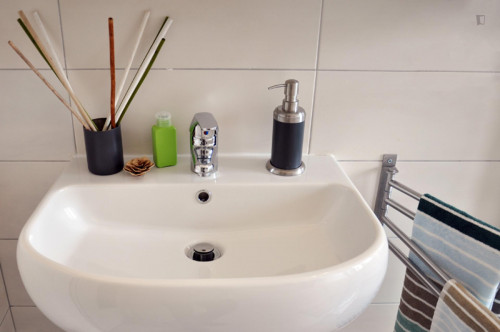 Cool single bedroom near Affori FN metro station