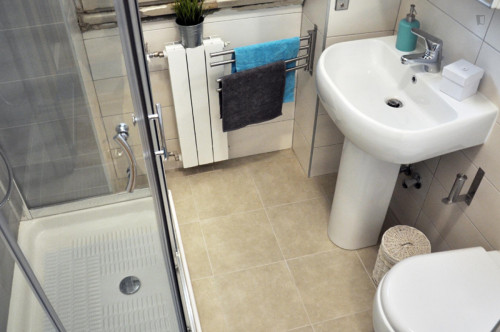 Cool single bedroom near Affori FN metro station