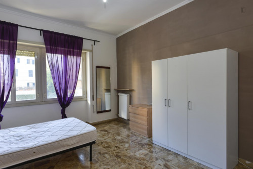Spacious single bedroom near Conca D'oro metro station