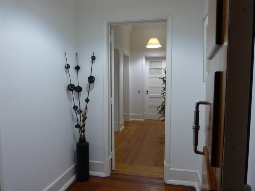 Single bedroom in 6-room apartment in Saldanha