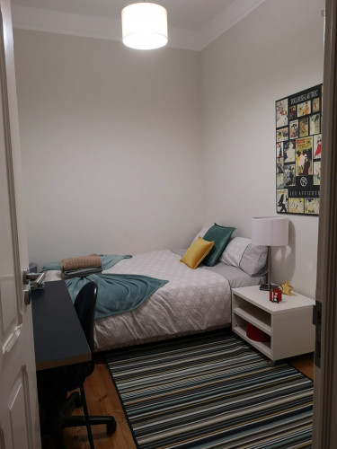 Lovely Double room in Arroios
