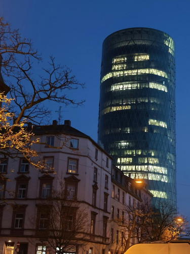 Esslinger Straße, Frankfurt am Main