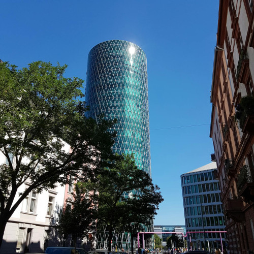 Esslinger Straße, Frankfurt am Main