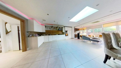 Staines Road, Staines - Gallery - 5