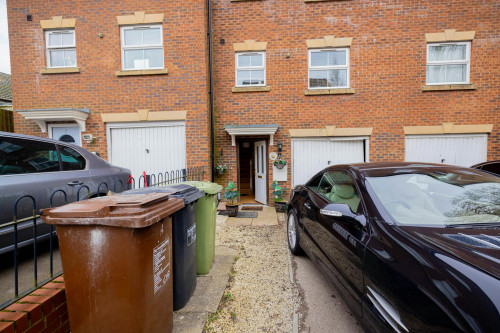 Carlisle Close, Corby