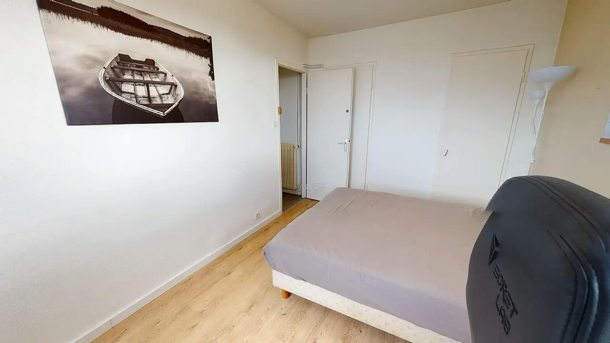  Private Room  -  Boulevard de Larramet, Toulouse  - Gallery -  1