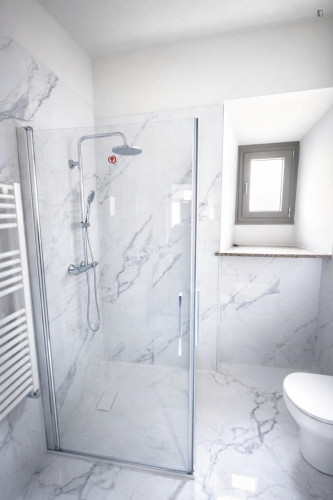 Single Bedroom in a 3-Bedroom Apartment in a Student Residence - Gallery - 9
