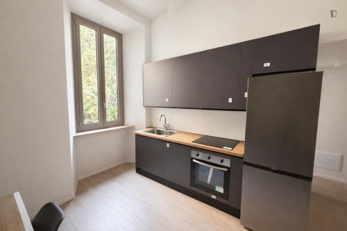 Single Bedroom in a 3-Bedroom Apartment in a Student Residence - Gallery - 6