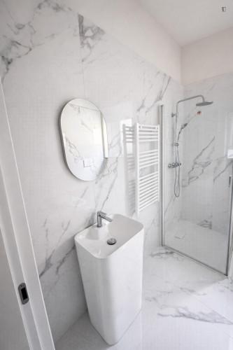 Single Bedroom in a 3-Bedroom Apartment in a Student Residence - Gallery - 7