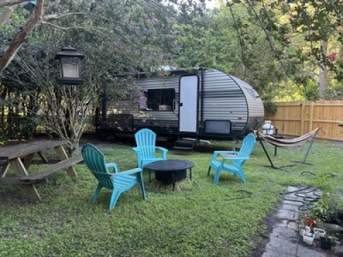 Private Room in Gainesville Home