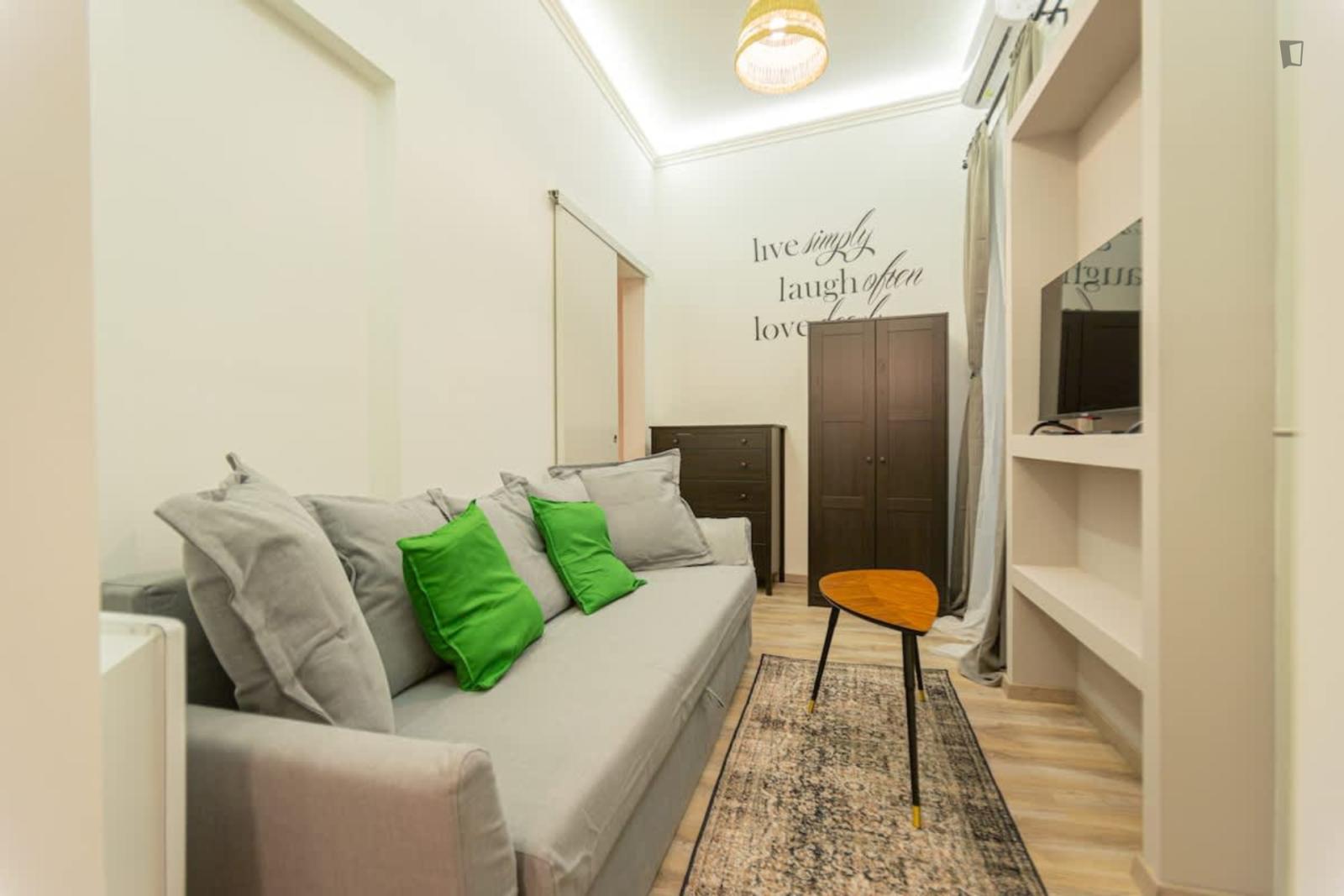 Inviting 1- Double Bedroom Apartment In St. Stephen's Basilica - Inviting 1- double bedroom apartment in St. Stephen's Basilica - Gallery - 1