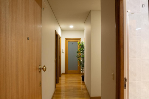 Nice Single Bedroom close to University of Porto - Gallery - 14
