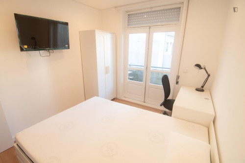 Premium Room with Balcony – Fully Equipped - Gallery - 3
