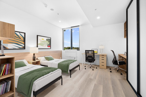 Spire Apartments - Rooms