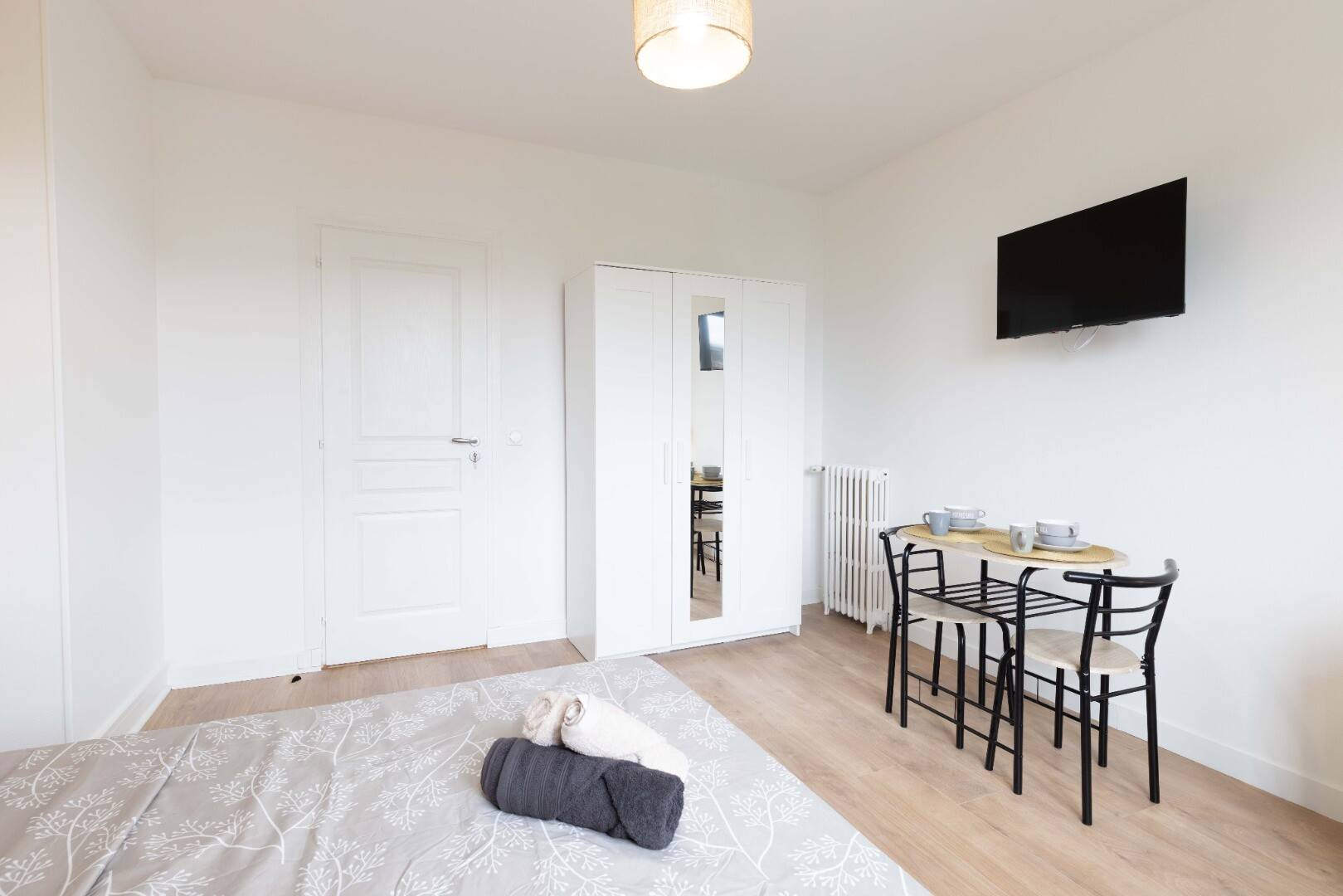  Room 2  -  64m² Private room in a flatshare for 4 people  - Gallery -  1