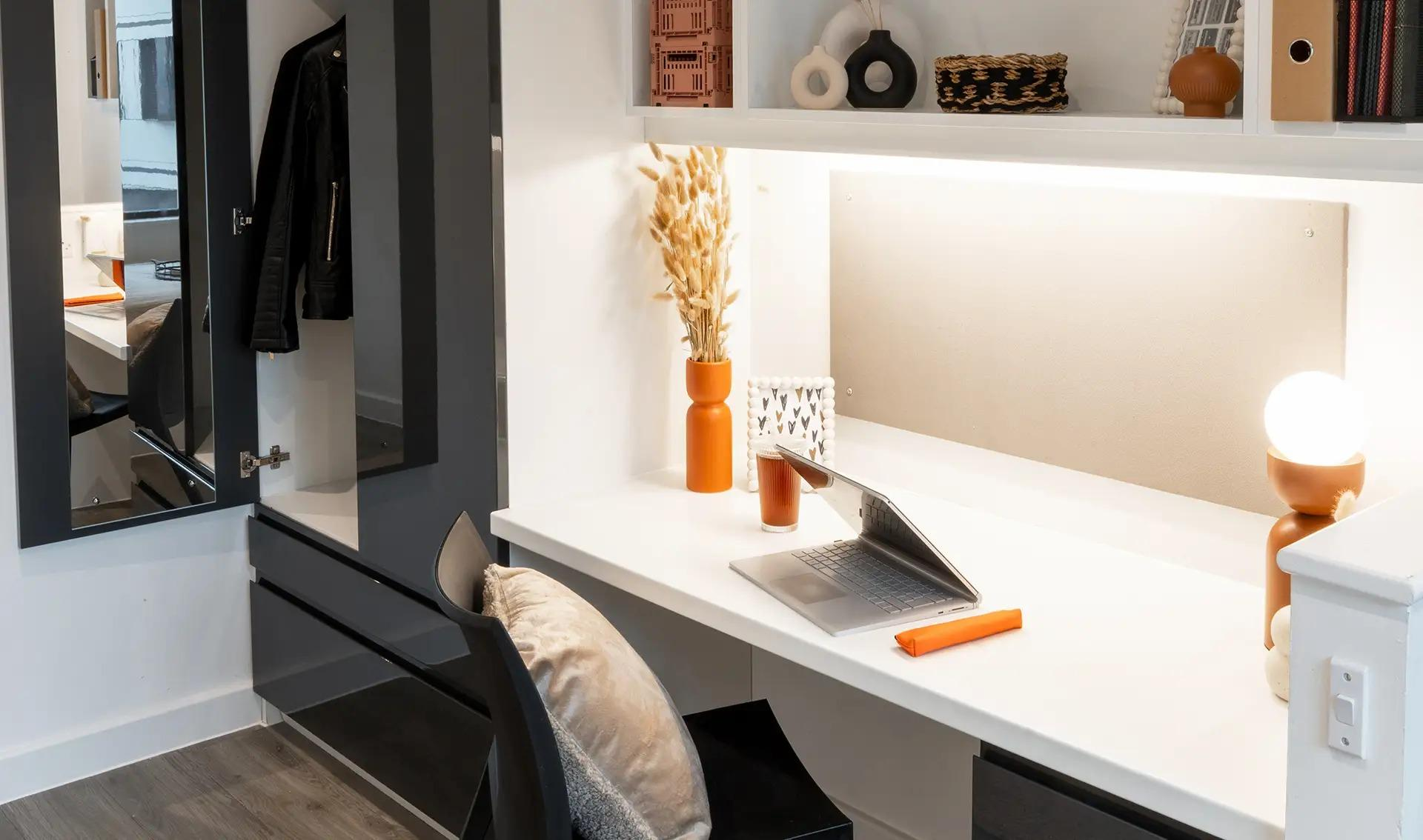 Club Ensuite - Palamon Court - Gallery - 5