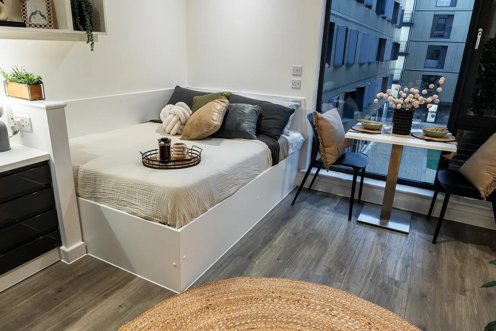 Luxe Plus Studio - Palamon Court - Gallery - 1