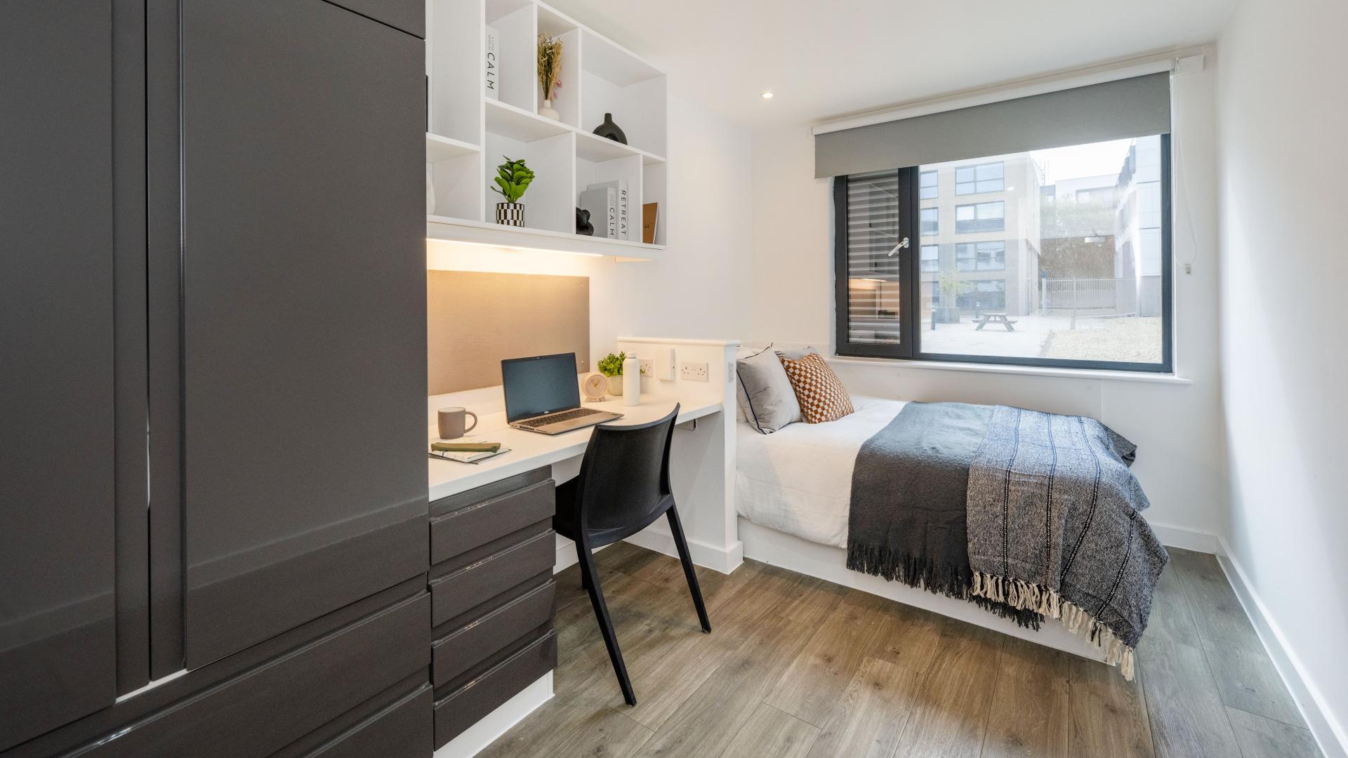 Club En-Suite - 7