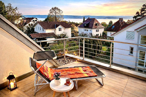 Furnished design loft apartment with lake view in Überlingen