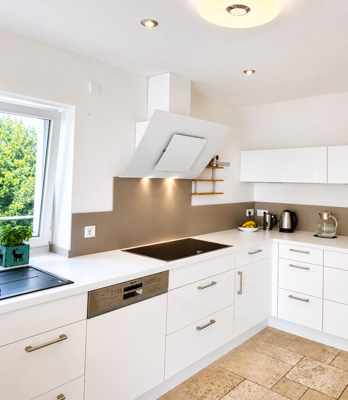  Furnished Bright 3-Room Apartment With Lake View In A Central Location In Überlingen  -  Furnished bright 3-room apartment with lake view in a central location in Überlingen  - Gallery -  7