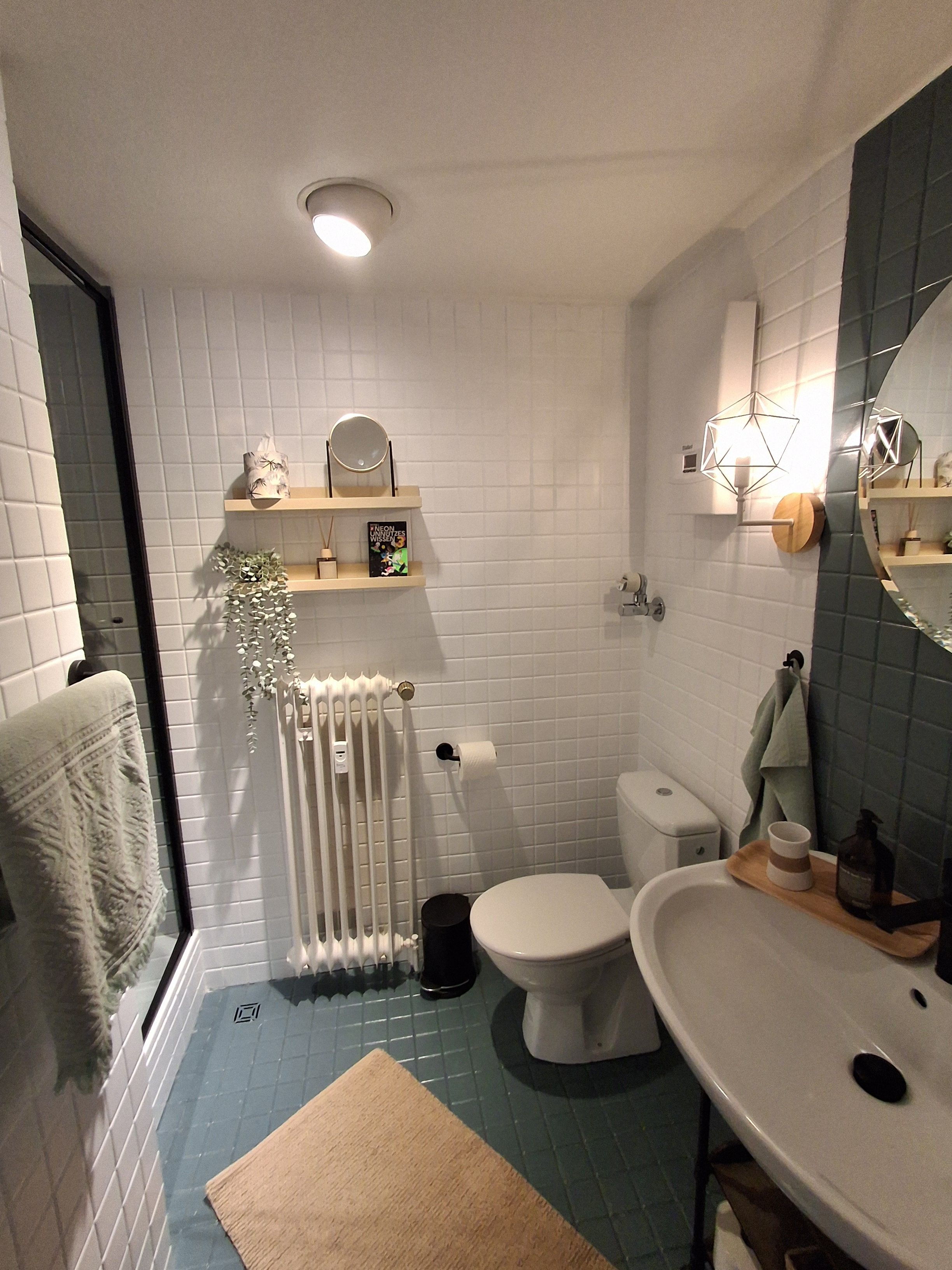  Stylish Furnished Business Apartment With Balcony In Solingen-Gräfrath  -  Stylish furnished business apartment with balcony in Solingen-Gräfrath  - Gallery -  16