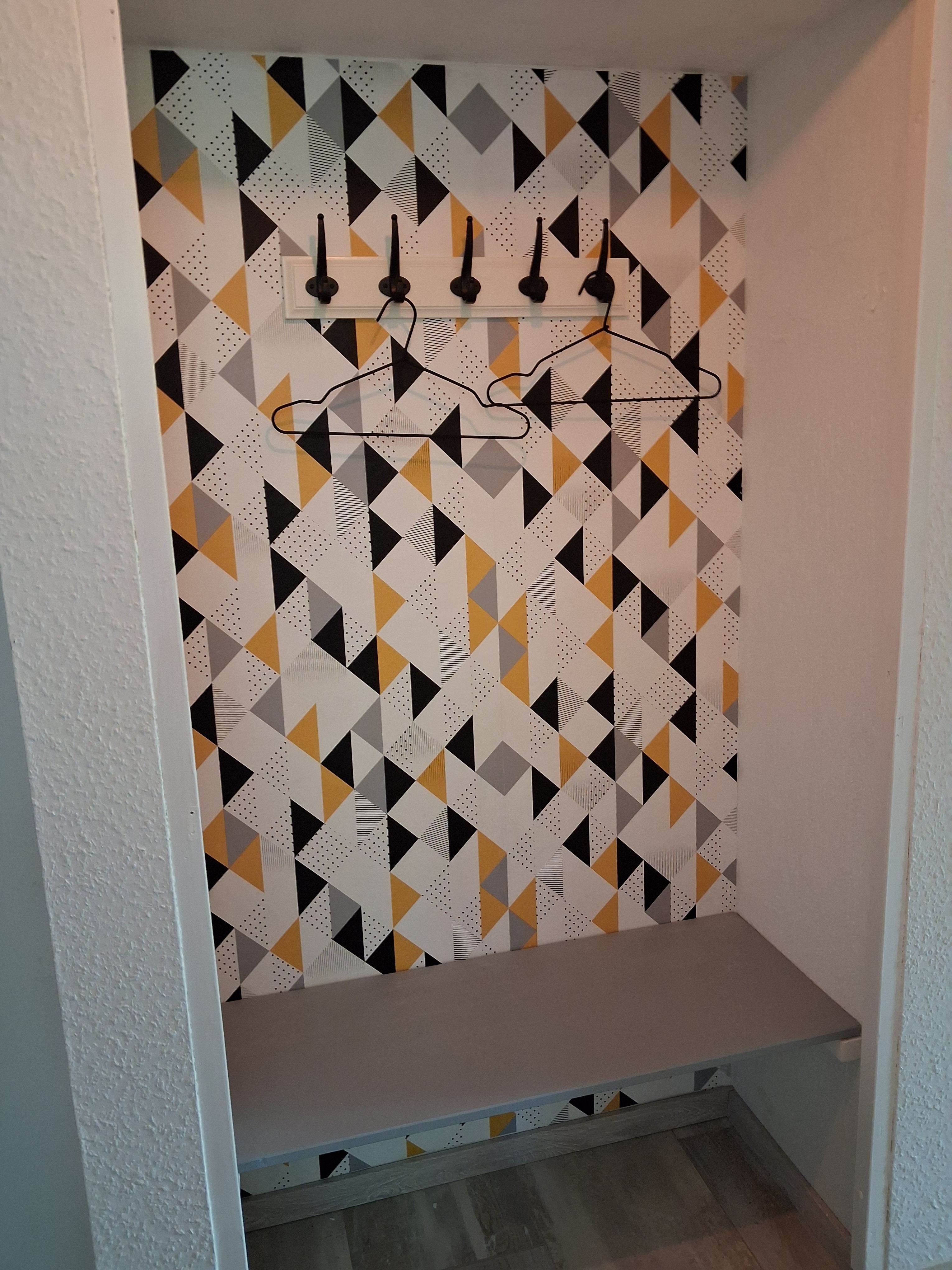  Stylish Furnished Business Apartment With Balcony In Solingen-Gräfrath  -  Stylish furnished business apartment with balcony in Solingen-Gräfrath  - Gallery -  3
