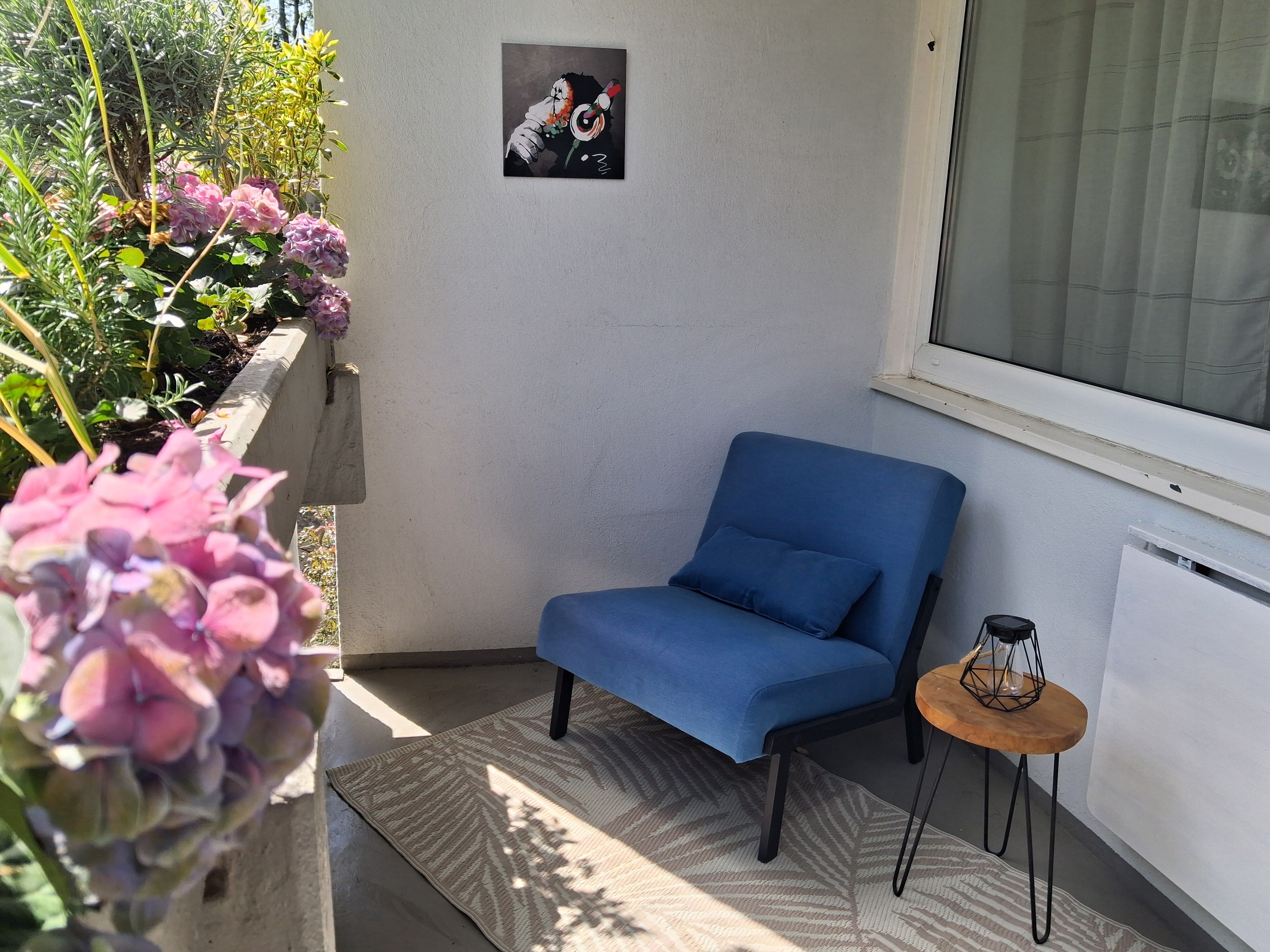  Stylish Furnished Business Apartment With Balcony In Solingen-Gräfrath  -  Stylish furnished business apartment with balcony in Solingen-Gräfrath  - Gallery -  12