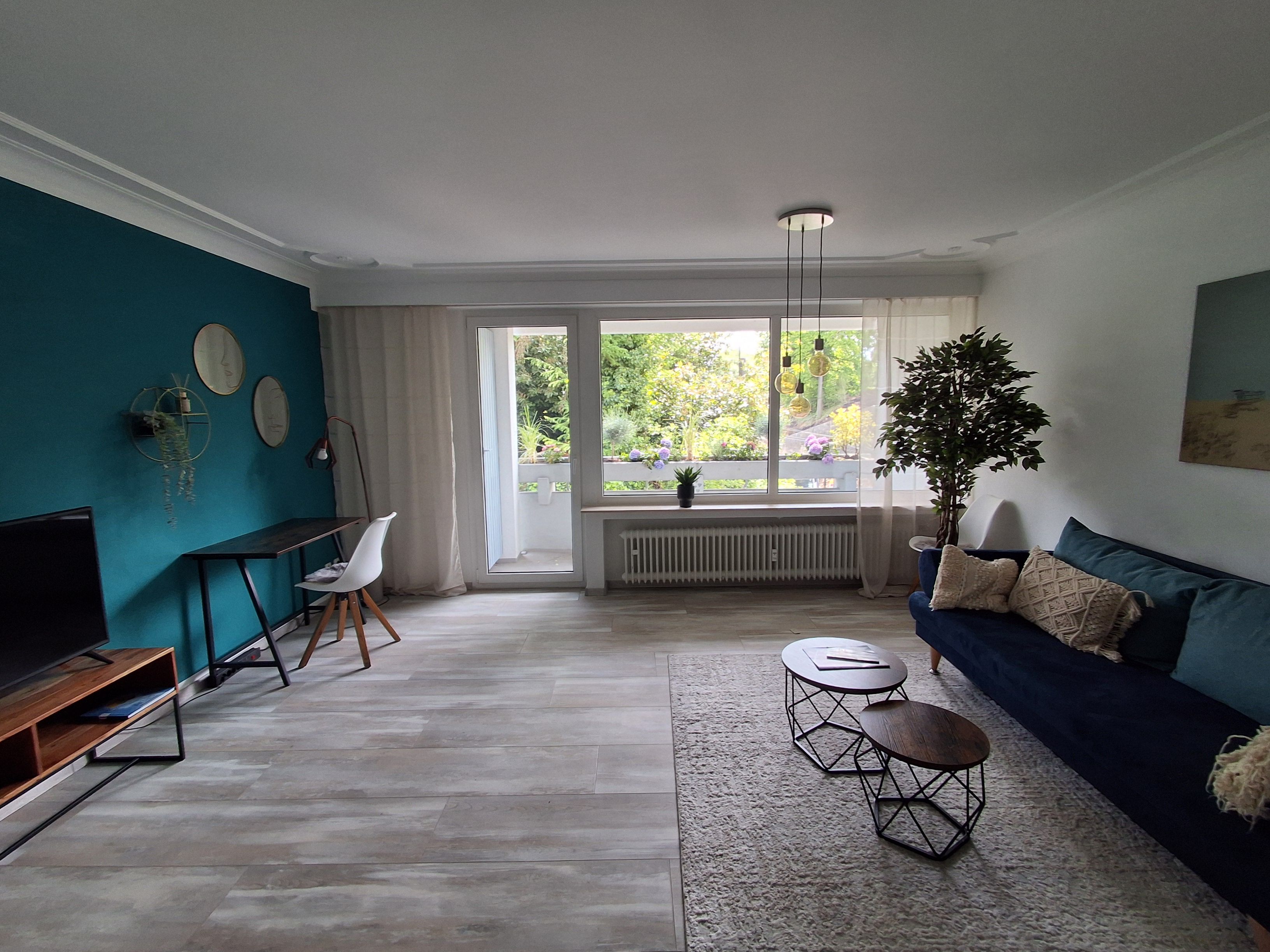  Stylish Furnished Business Apartment With Balcony In Solingen-Gräfrath  -  Stylish furnished business apartment with balcony in Solingen-Gräfrath  - Gallery -  15