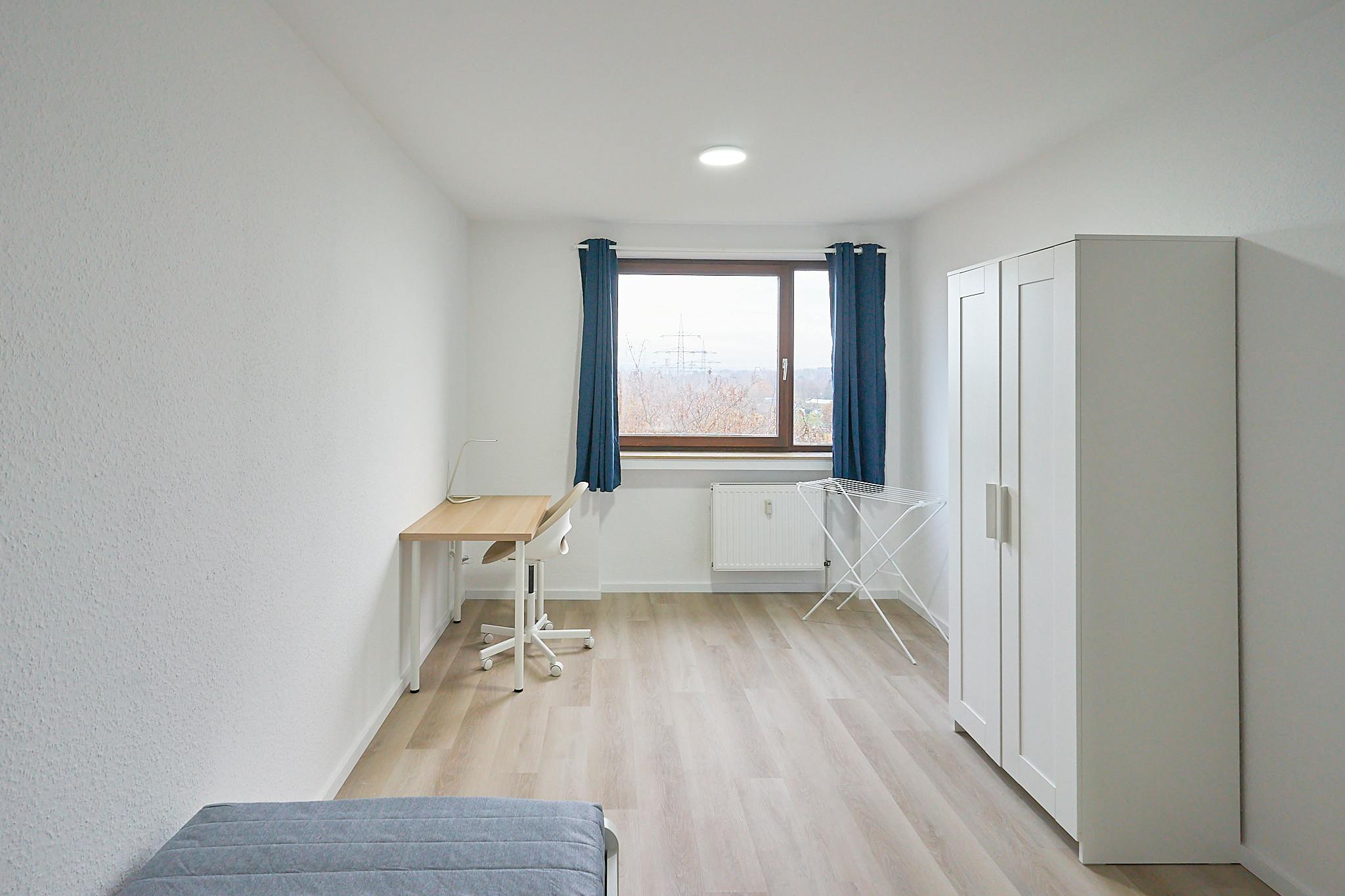 Private Room - Kölner Landstraße, Düsseldorf - Gallery - 1