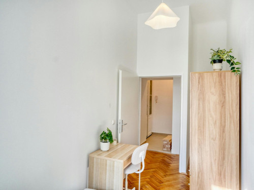 Linzer Straße, Vienna