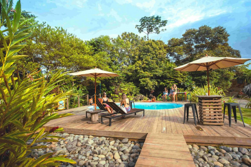 Selina Bocas del Toro, Red Frog - Entertainment