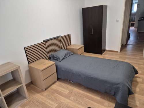 Welcoming Single Bedroom with a balcony close to Polytechnic Institute of Viseu