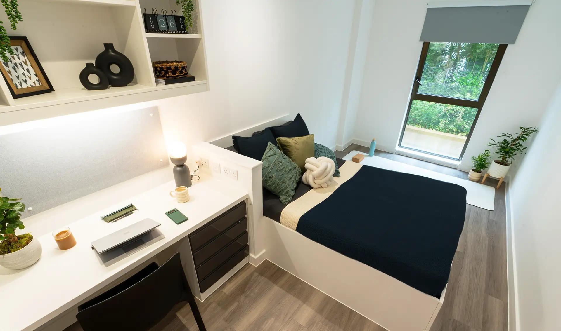 Elite En-Suite - 8