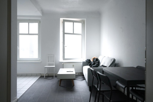 Allee 201 Study Stay - Gallery - 2
