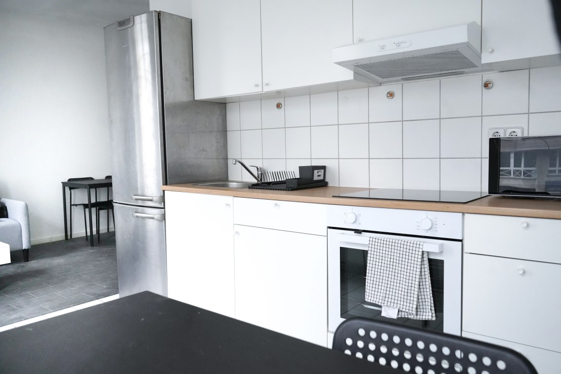 Shared Apartment - 3