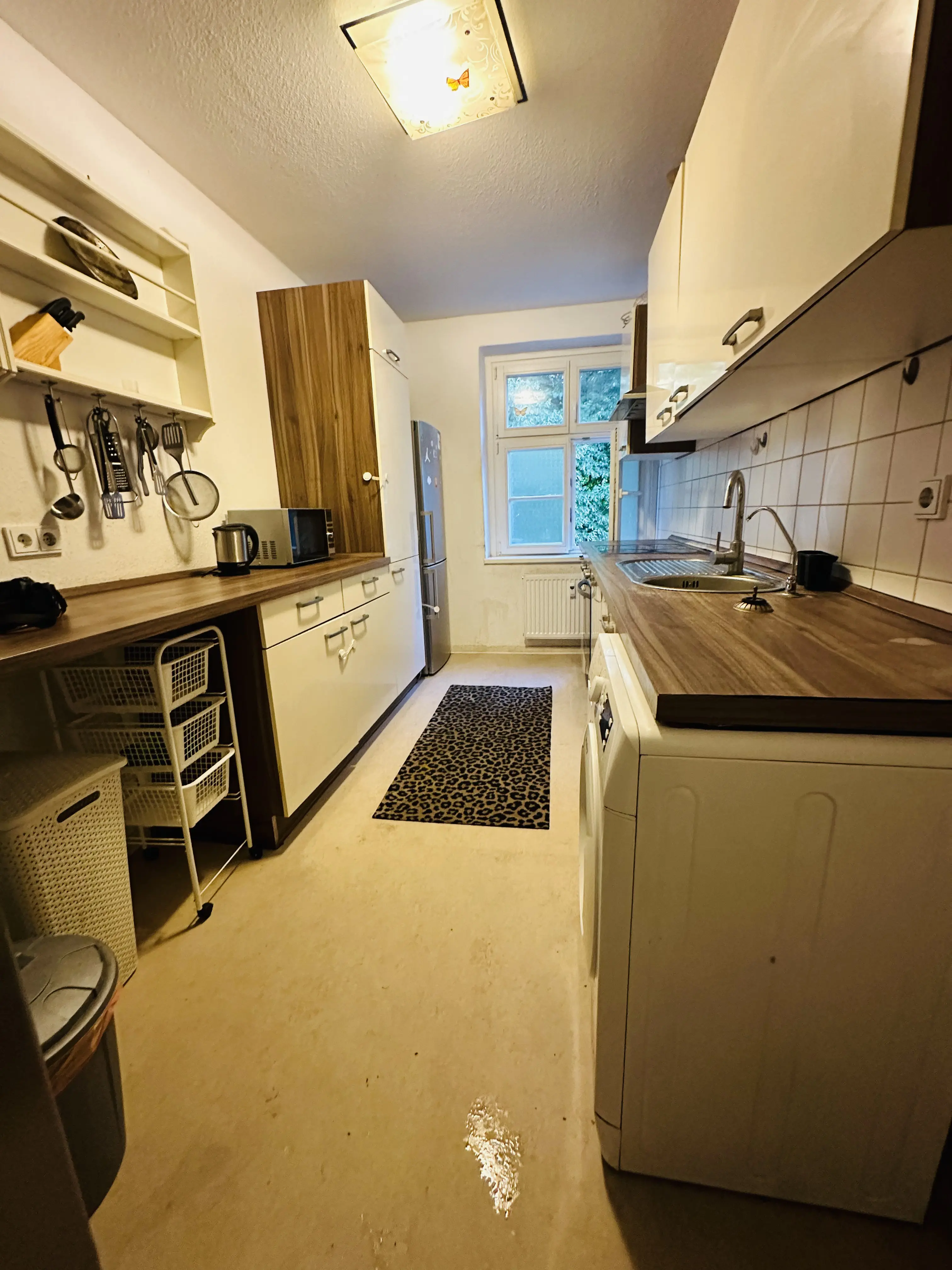 Shared Apartment - 4