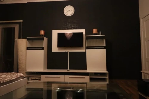 City Lights Apartment - Rooms