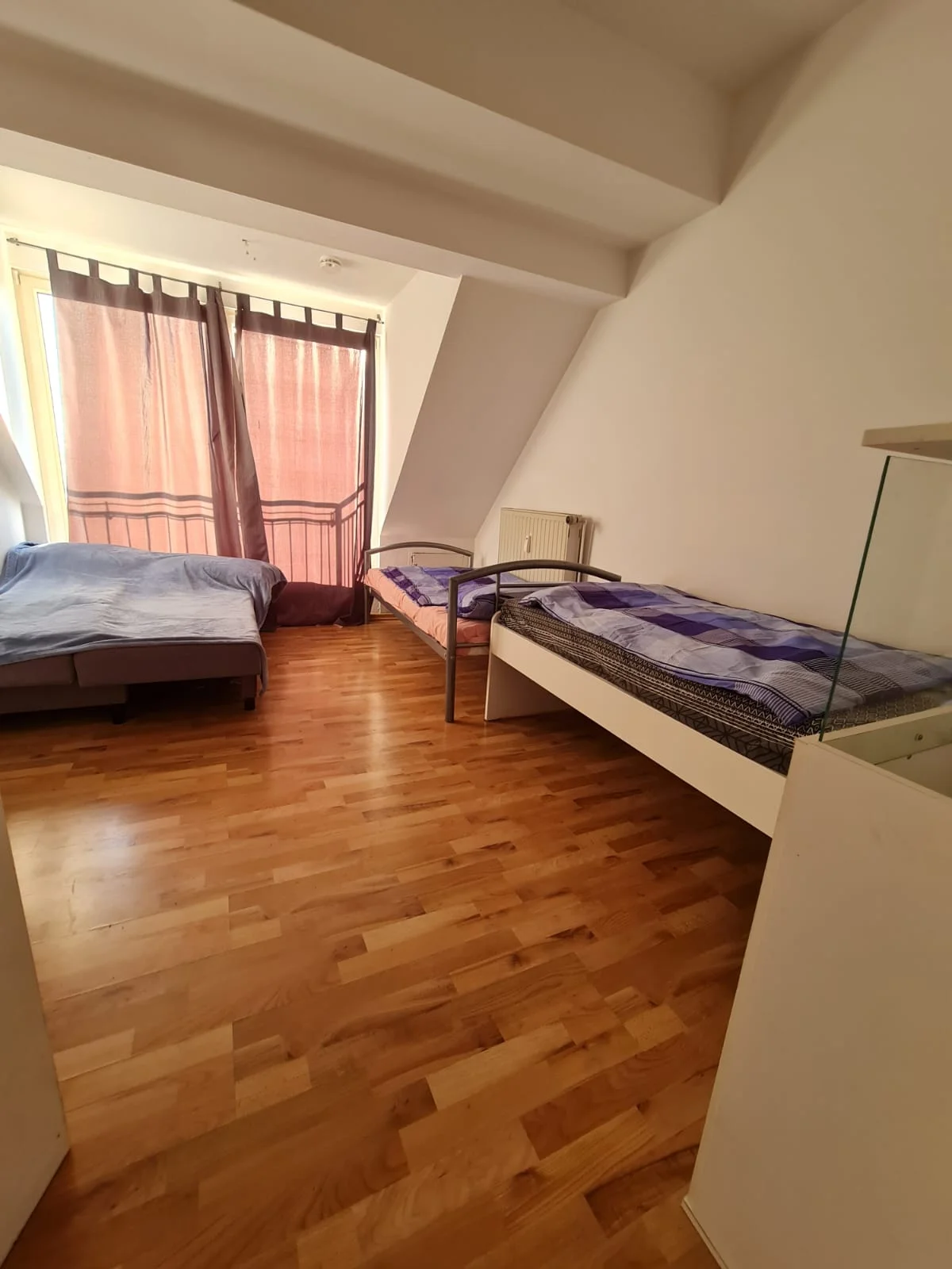  Triple Room  -  Berlin Easy Life 5 og  - Gallery -  1