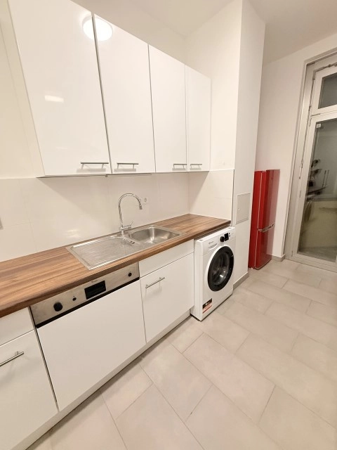  Double Room  -  UrbanEase  - Gallery -  4