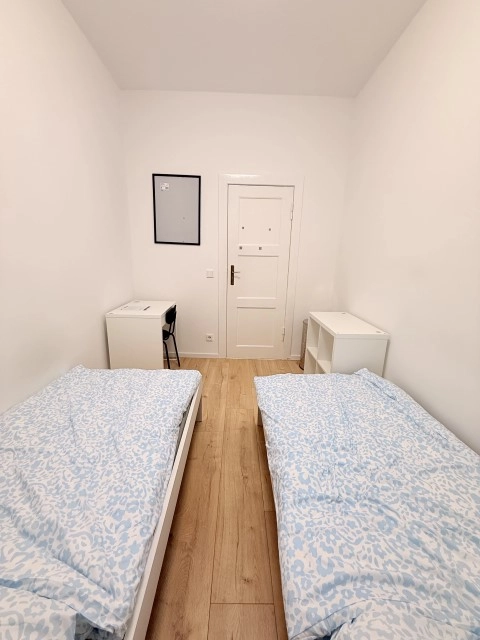  Double Room  -  UrbanEase  - Gallery -  3