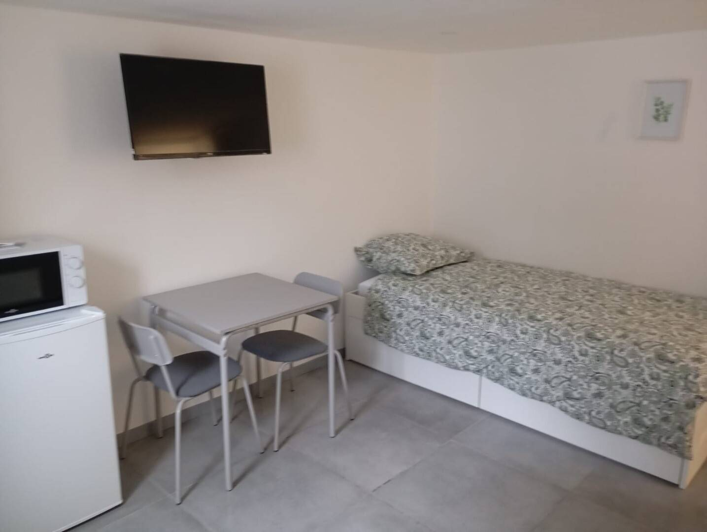  16m² Studio  -  16m² studio  - Gallery -  1
