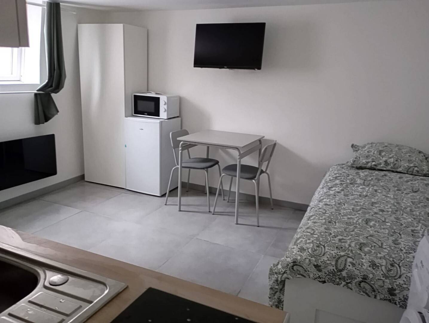  16m² Studio  -  16m² studio  - Gallery -  2