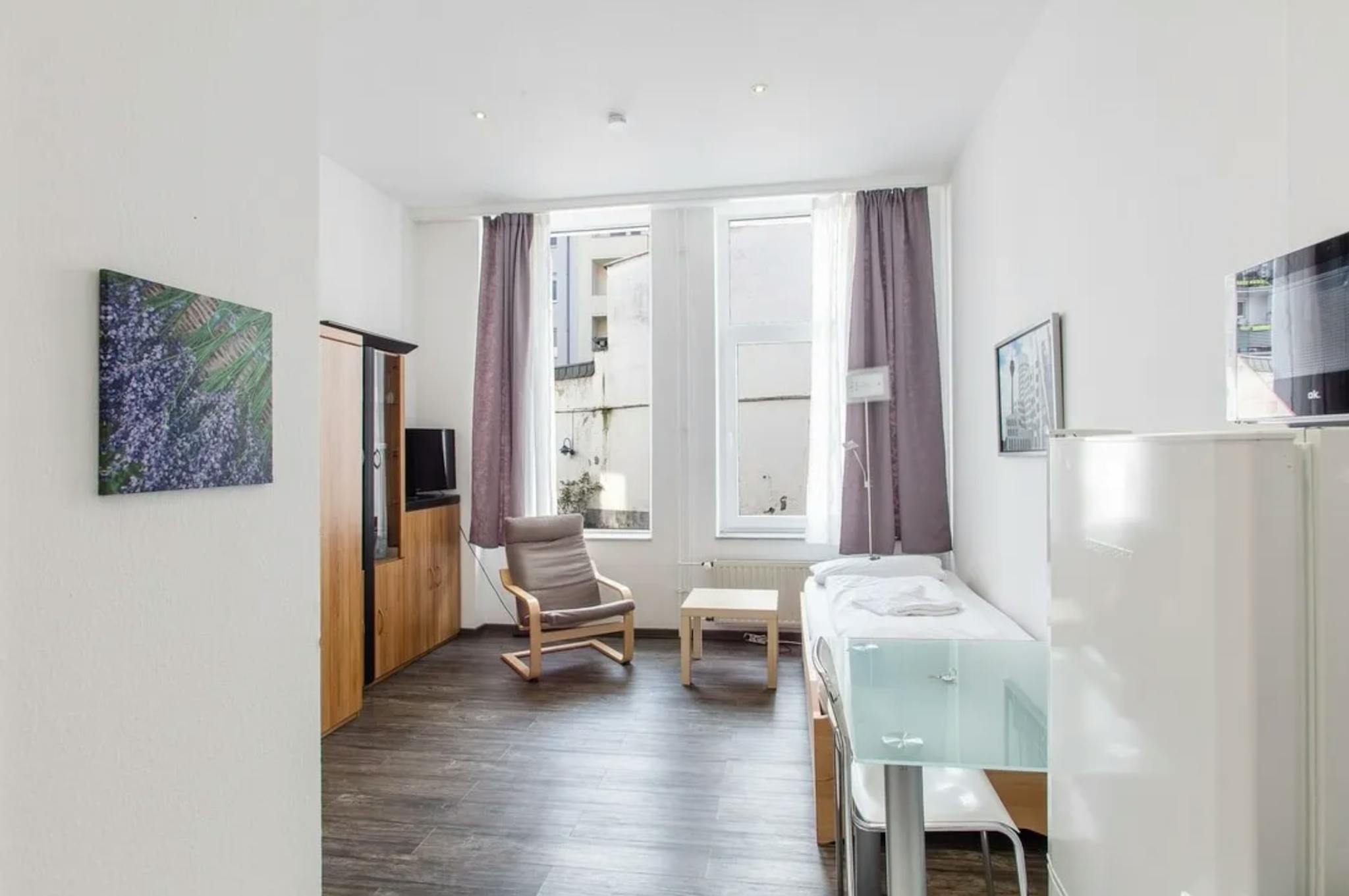Entire Place - Morsestraße, Düsseldorf - Gallery - 1