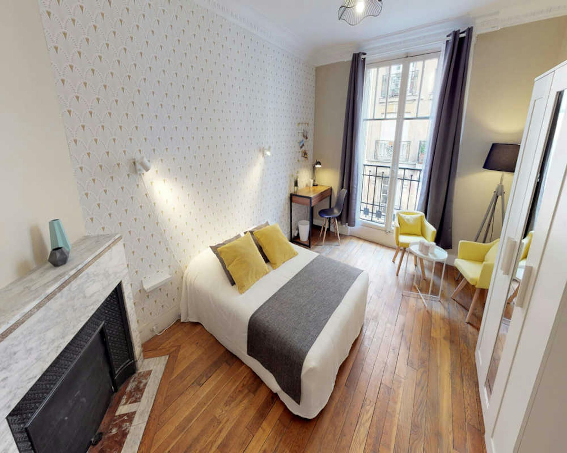  Private Room  -  Rue de Casablanca, Paris  - Gallery -  1