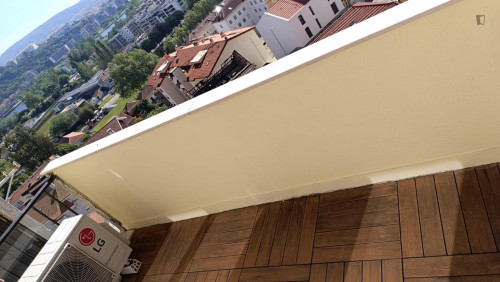 Elegant 1 Bedroom Apartment with a balcony close to  University of Coimbra