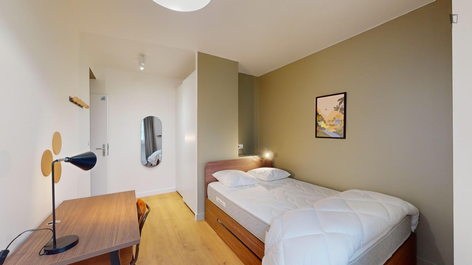  Inviting Single Ensuite Bedroom In Porte De Clignancourt  -  Inviting single ensuite bedroom in Porte de Clignancourt  - Gallery -  1